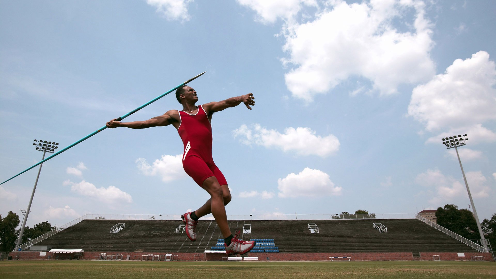 “新都兴城垒球赛:精彩对抗,精彩无限”