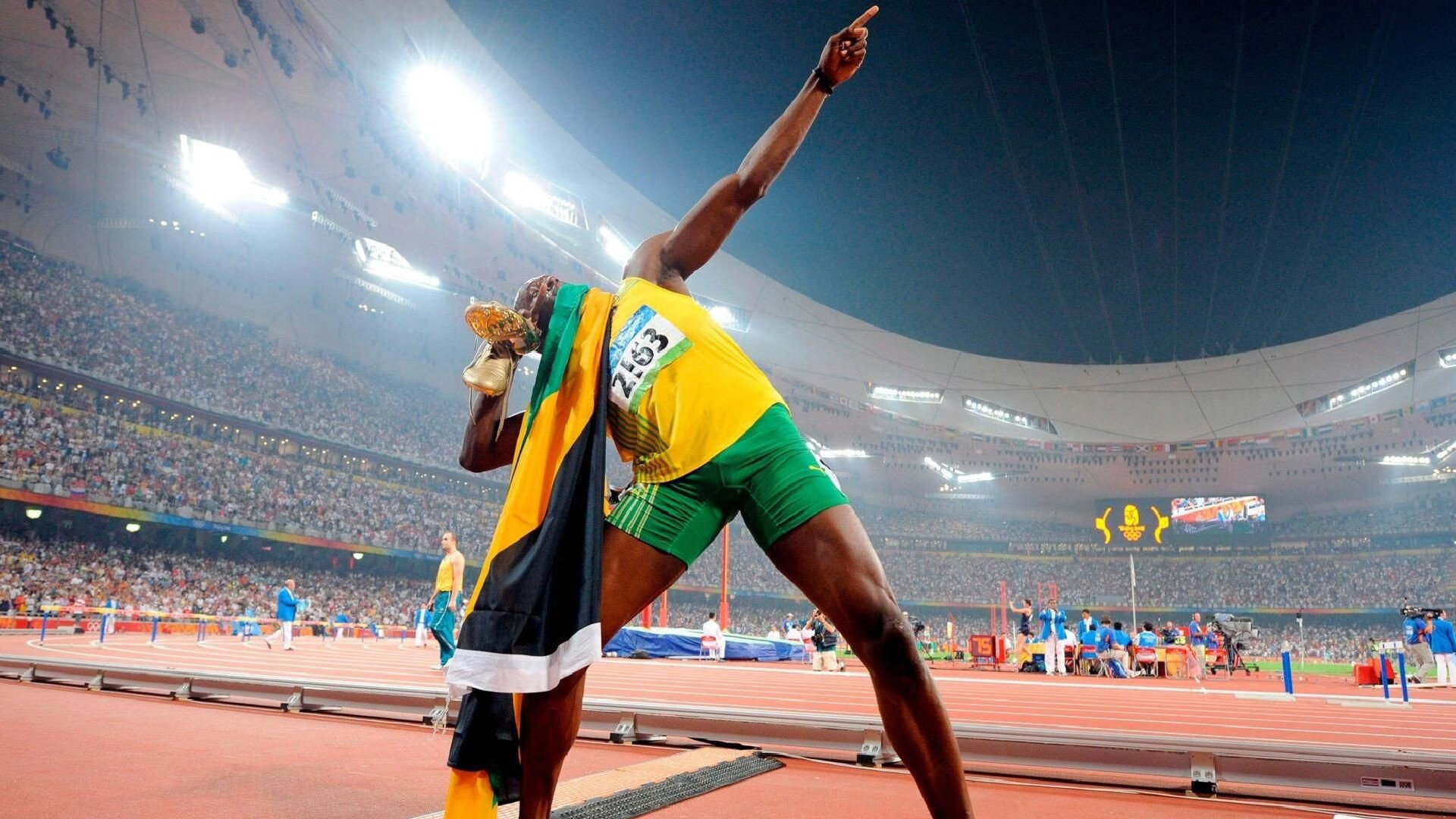 荷兰仰泳新星闪亮登场,2022年生儿子生肖